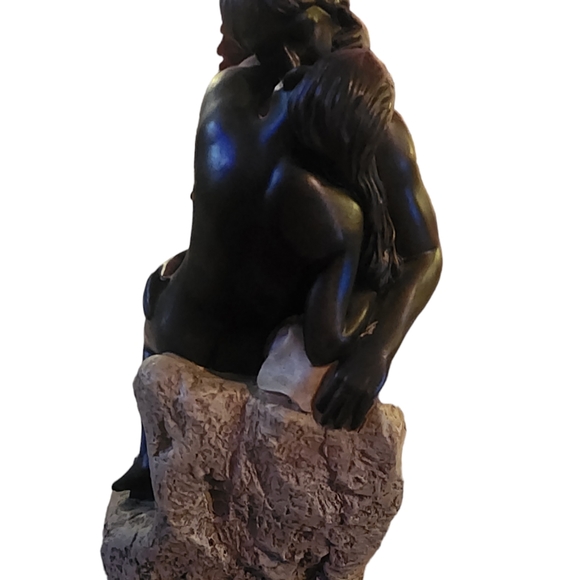The Kiss Rodin Statue - Picture 10 of 10